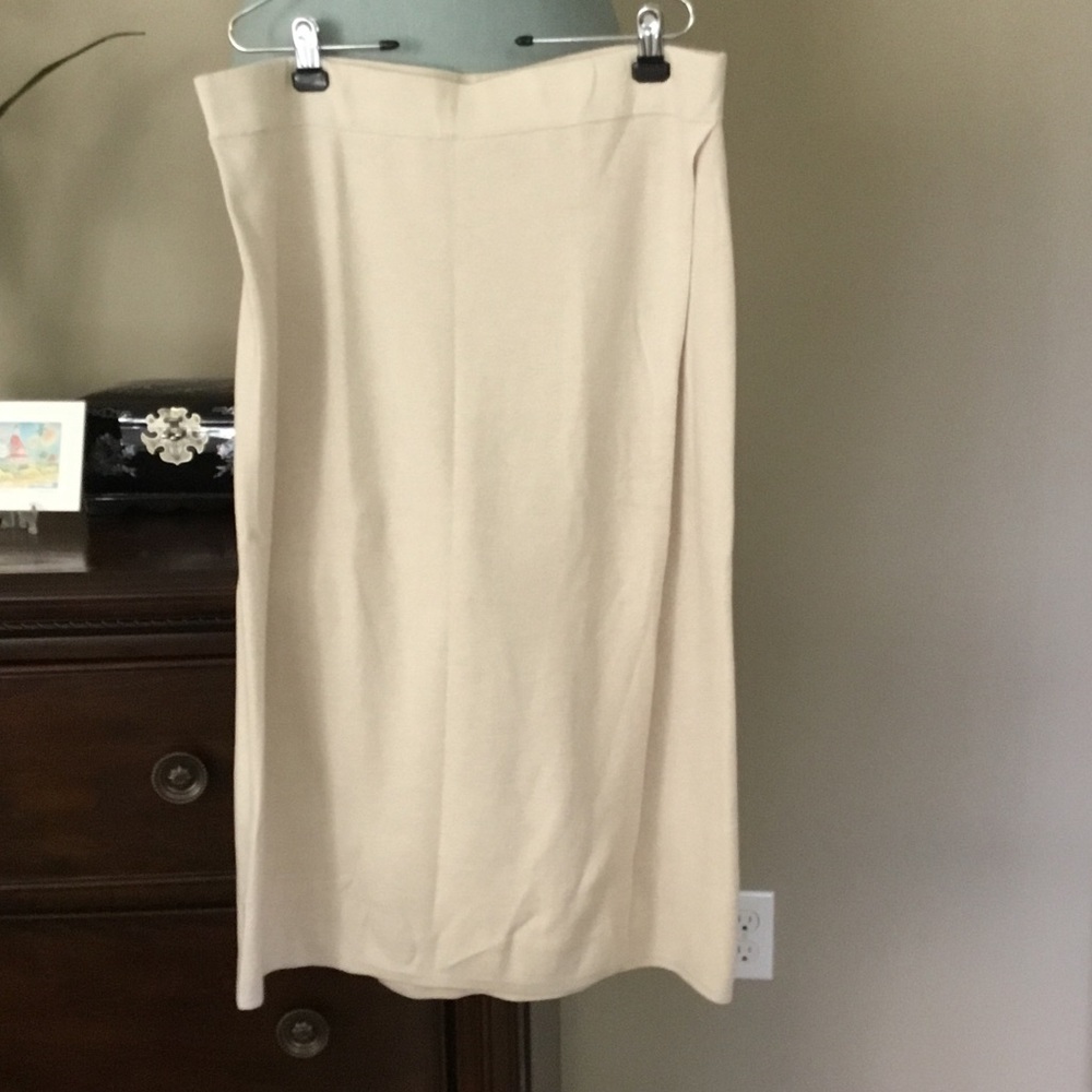 Banana Republic-Women’s Cream Pencil Skirt